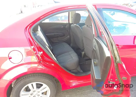 2014 Chevrolet Sonic Lt Auto из США, поврежденный, VIN 1G1JC5SH1E4191254